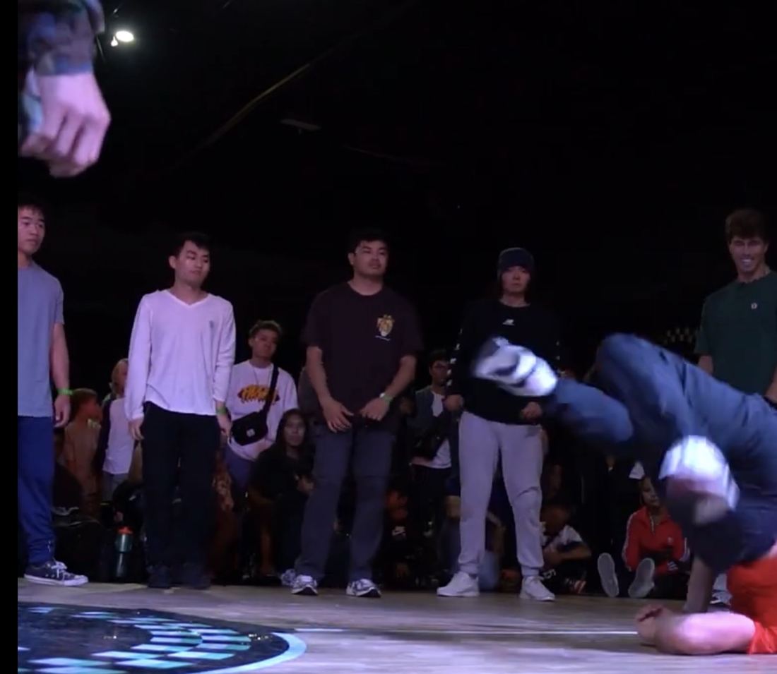 Vans In The Circle